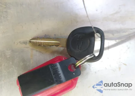 2006 Chevrolet Silverado 1500 Work Truck z USA, uszkodzony, nr VIN 1GCEK19V16E126450